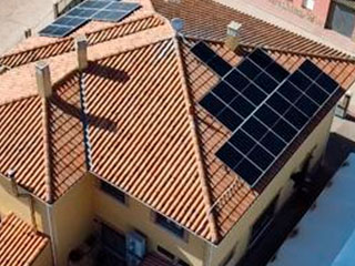 Instalación de autoconsumo 9,9 kwp